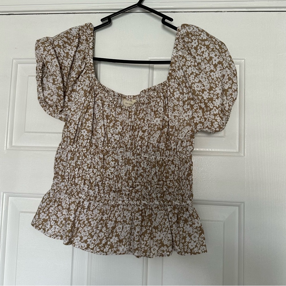 NWOT Sim & Sam Top